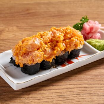 Spicy-Salmon-Maki-1.jpg